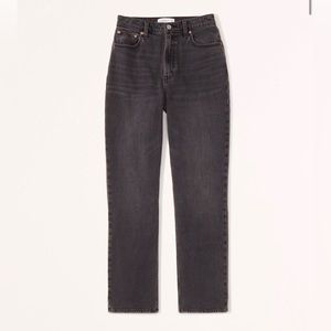 Abercrombie Curve Love Ultra High Rise 90s Straight Jean